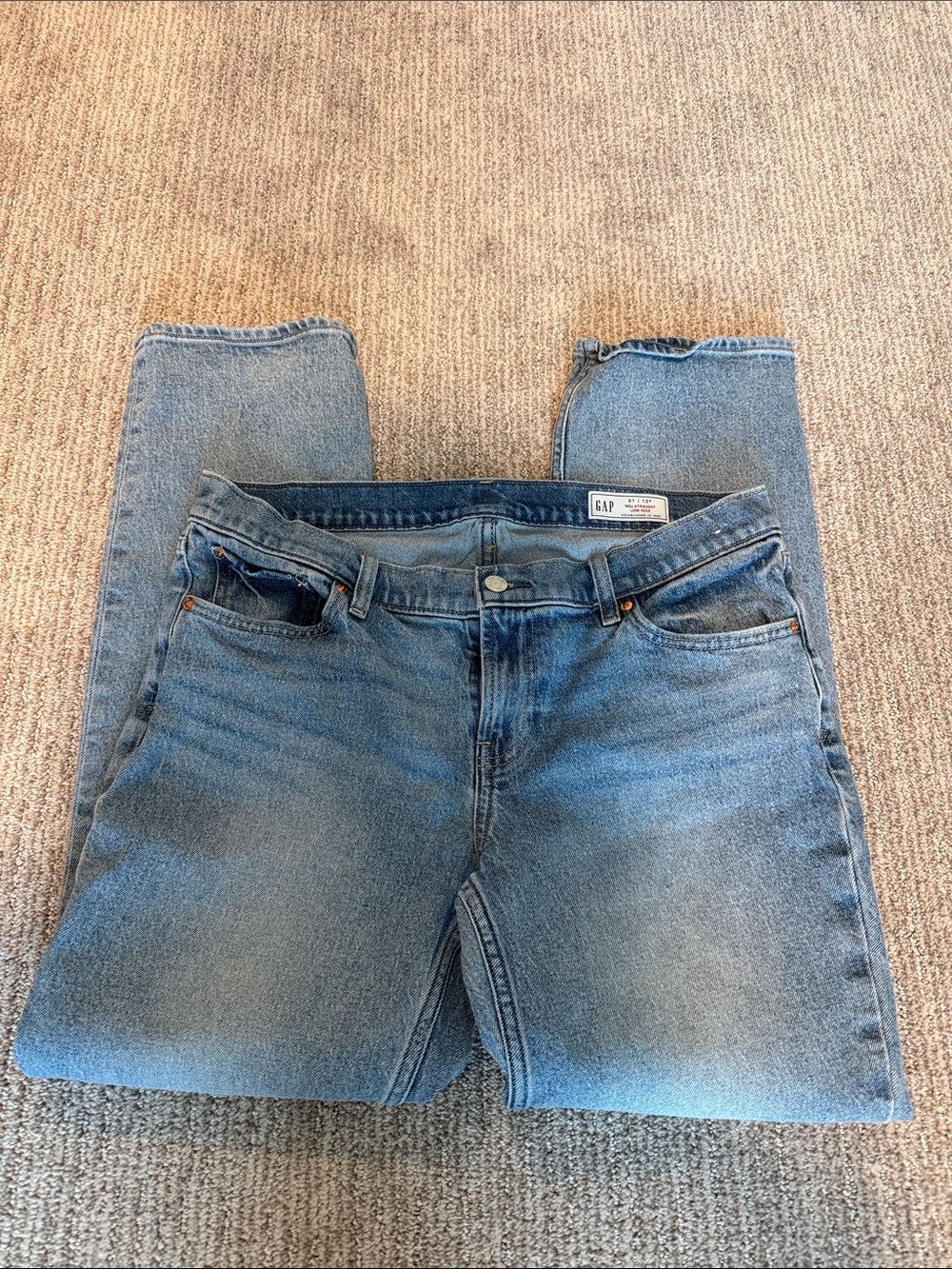 GAP Women's 90’s Straight-Leg, low rise Light Blue Denim Jeans, size 12R